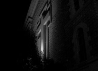 Paolo Pazzi – Fotografo prestigiatore di una società sul filo