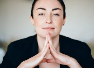 Viktoria Logoida, una Makeup Artist a 5 stelle