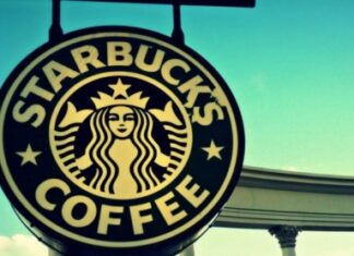 Interventi estetici dei dipendenti transgender, ci pensa Starbucks