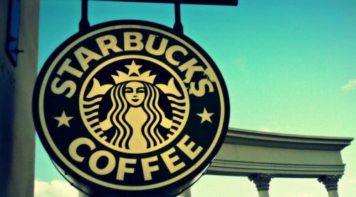 starbucks-interventi-estetica-transgender