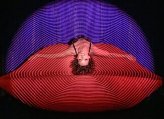 Forever Crazy! Il Crazy Horse di Parigi in esclusiva a Milano