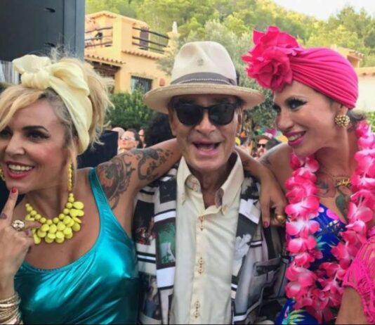 Tony Pike, sesso e droga a Ibiza Tony Pike
