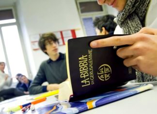 L’ora di religione, mozione per abolirla e sostituirla con un’ora di educazione civica