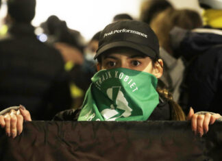 Aborto: l’incredibile passo indietro della Polonia