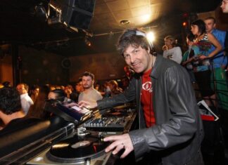 Muore a 59 anni il Dj Claudio Coccoluto. Era gravemente ammalato.