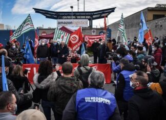 Solidarietà con i lavoratori Amazon in lotta