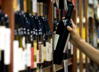 Vino – Per gli italiani i consumi moderati non sono dannosi, solo 1 italiano su 10 conosce il nutriscore Wine