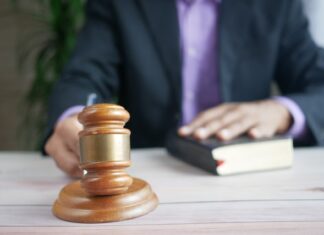 Illegittime tutte le norme che attribuiscono automaticamente il cognome del padre Corte Costituzionale