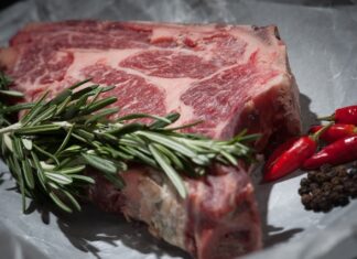 Alimentazione: sempre più italiani rinunciano alla carne Carne