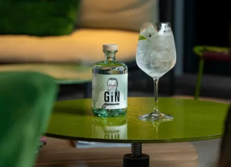 Giancarlo Morelli ultima il suo “Gian”, un gin unico