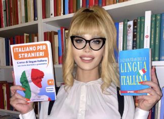 Clizia De Rossi, l’attivista trans che insegna italiano ai migranti: “Io sono l’anti Vannacci”