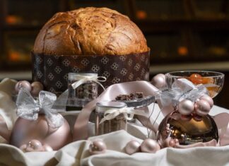 Arriva da Pinerolo il primo panettone con farina di grillo