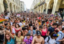 Torino Pride 2025: il 7 giugno si marcia “senza esclusione di corpi”