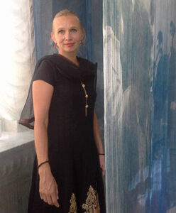 L'artista Katja Juhola.