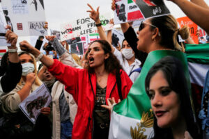 Le donne iraniane: simbolo di coraggio e voglia di cambiamento. 